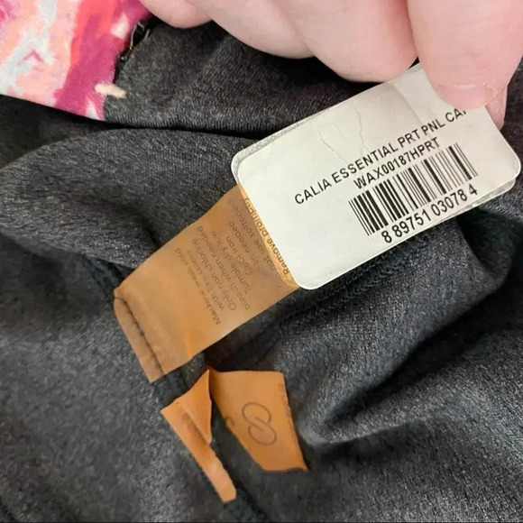 Calia Essential print S gray & pink capri leggings - Picture 5 of 7